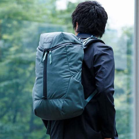 Mystery Ranch Catalyst 22 Backpack in Mineral Grey : UK Outlet at 